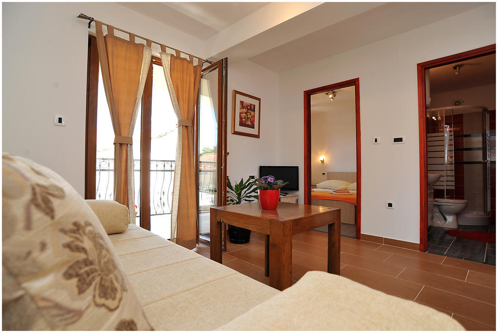 Apartments Cvita Bibinje Habitación foto