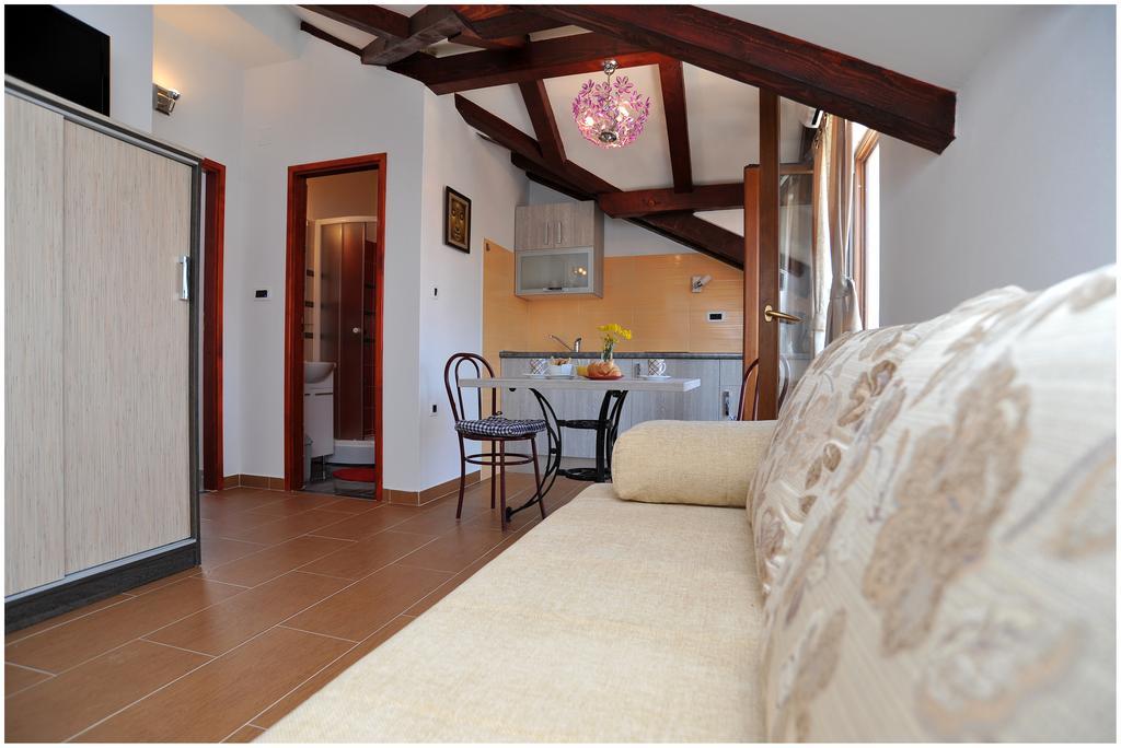 Apartments Cvita Bibinje Habitación foto