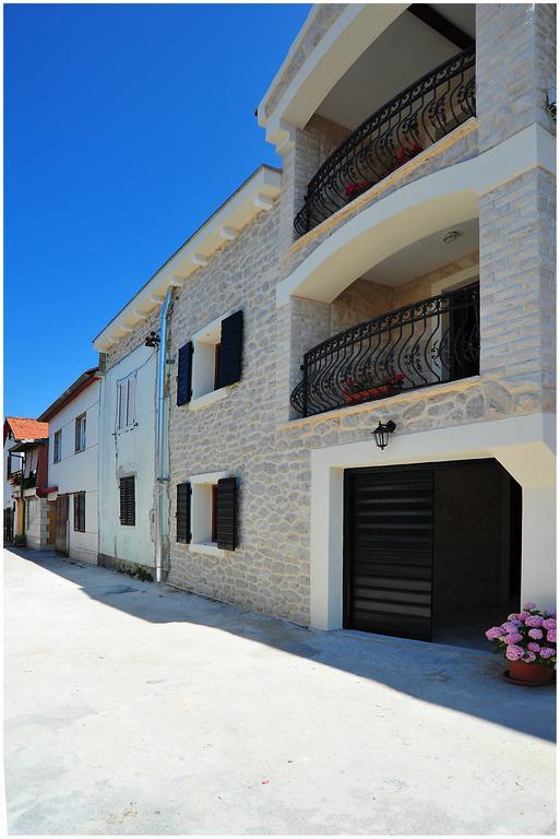 Apartments Cvita Bibinje Exterior foto